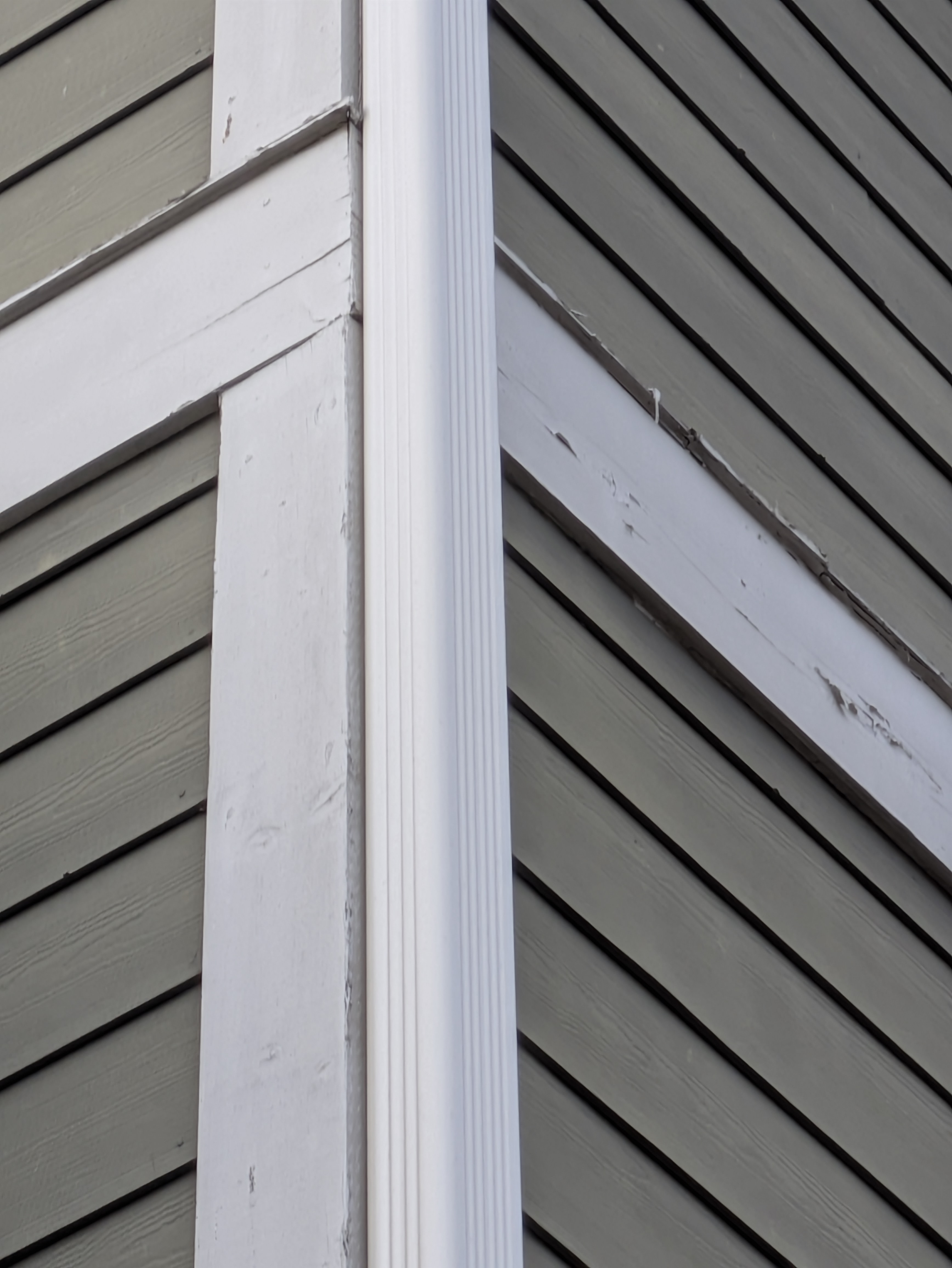 Horizontal lap siding repair on a Normaltown Athens home